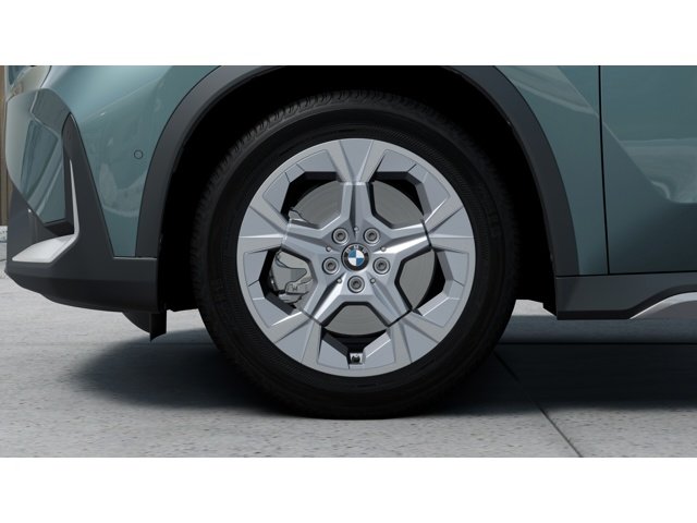 New 2027 Cape York Green Metallic BMW  image 7