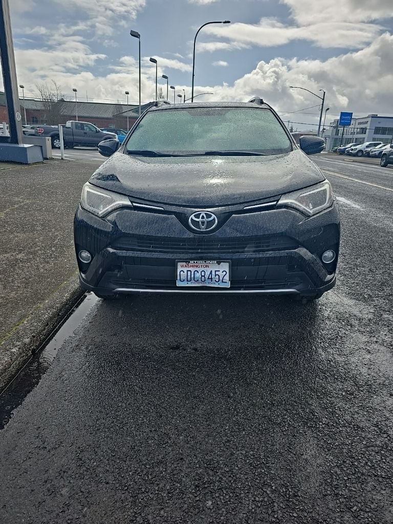 2016 Toyota RAV4 XLE