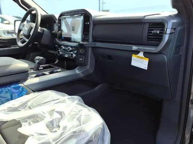 New 2026 Carbonized Gray Metallic Ford XLT image 8