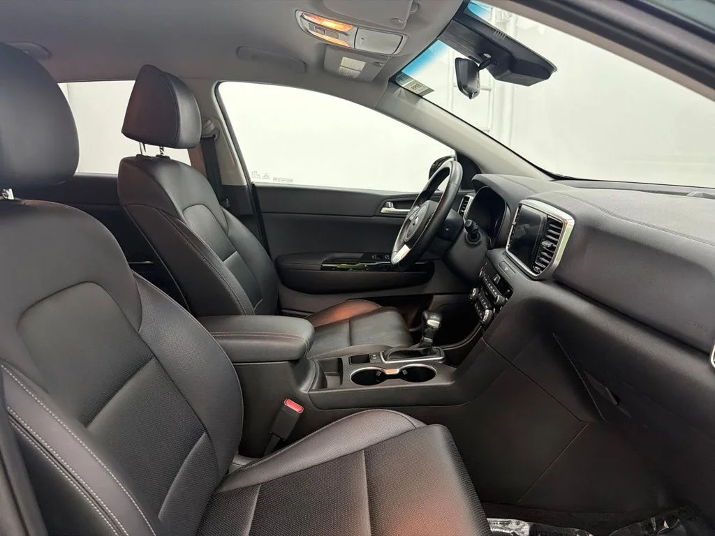Used 2020 Blue Kia EX image 34