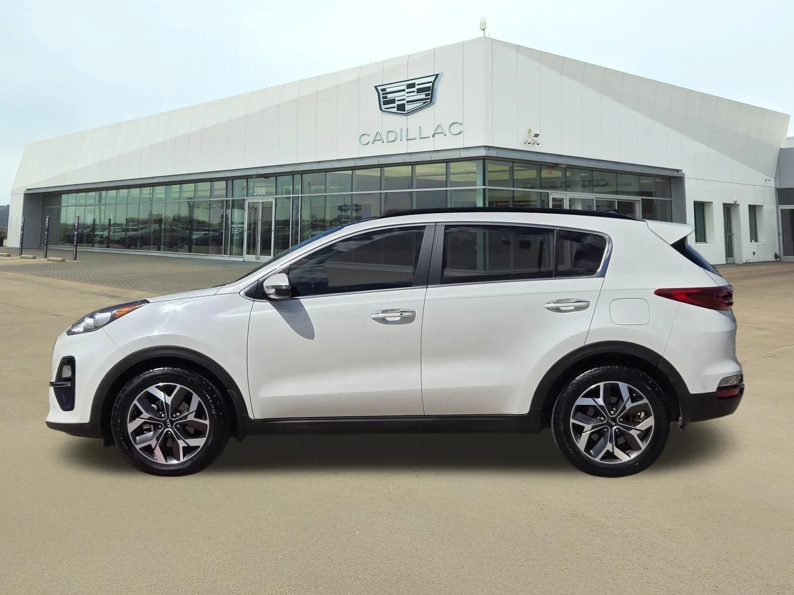 Used 2020 Snow White Pearl Kia EX image 3
