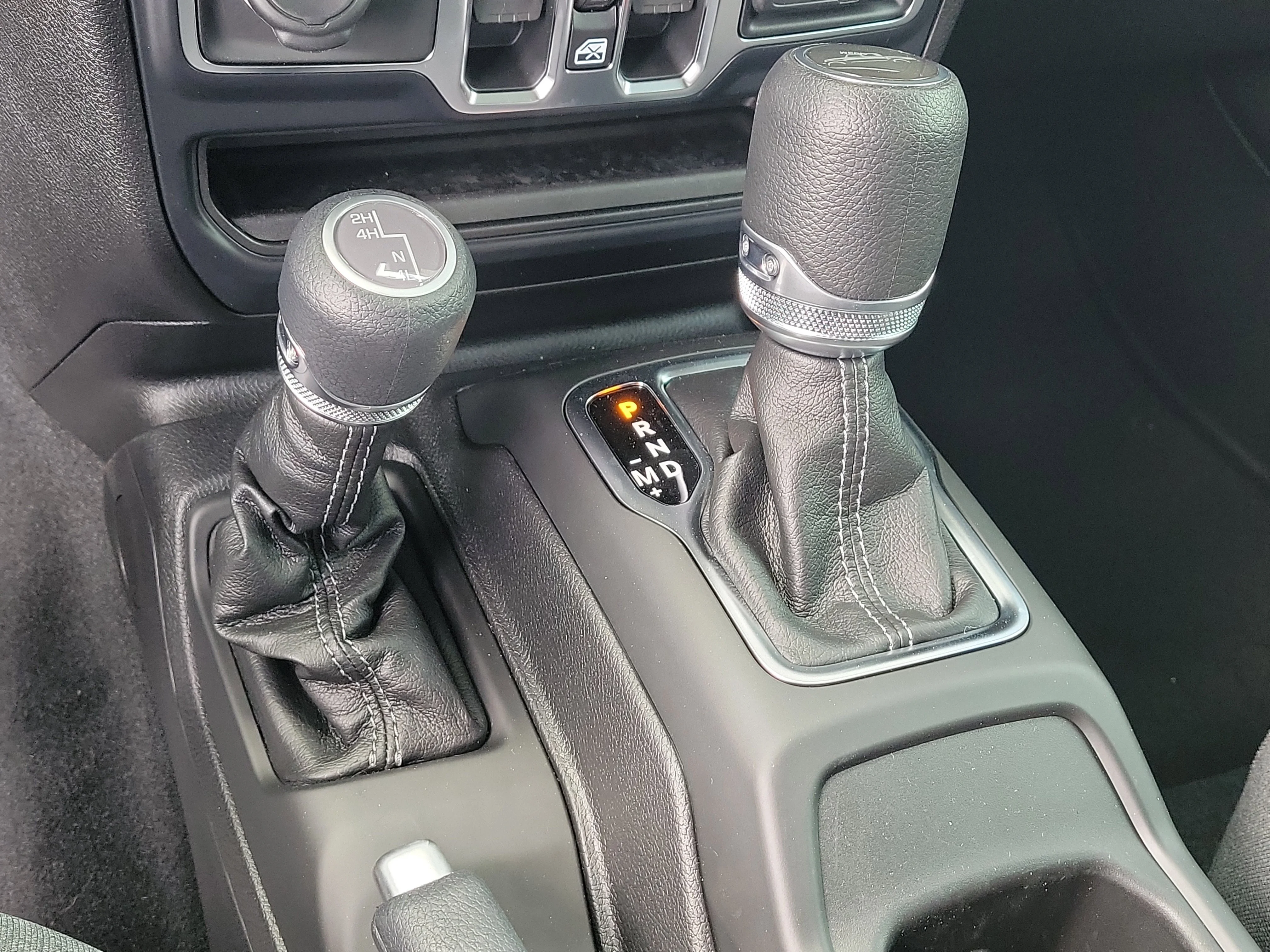 New 2026 Black Clearcoat Jeep Sport S image 19