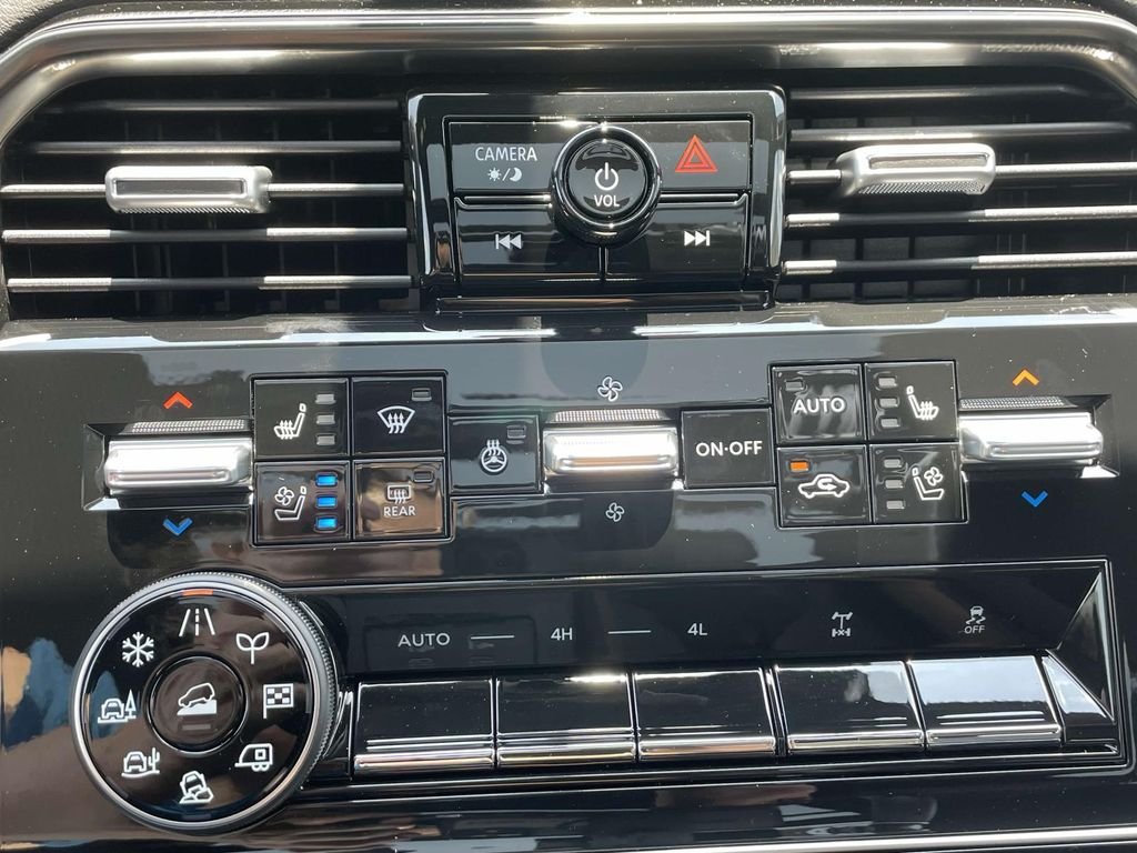 2025 Nissan Armada PRO-4X - Photo 27