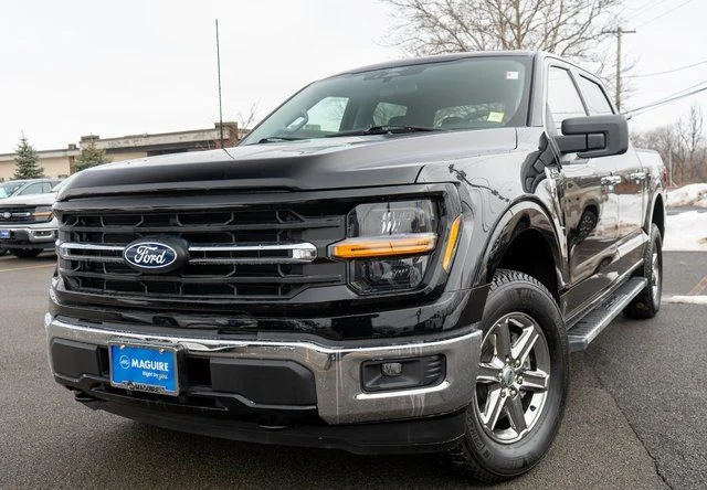 Used 2025 Black Ford XLT image 1