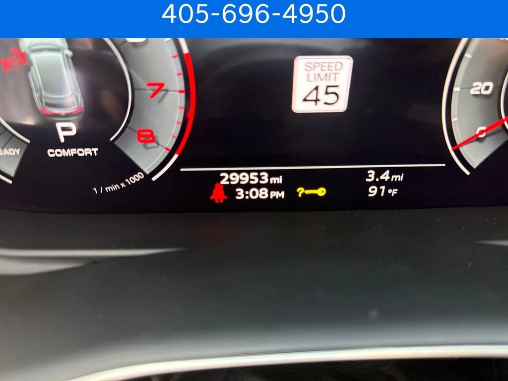 Pre-Owned 2022 Audi Q8 Prestige