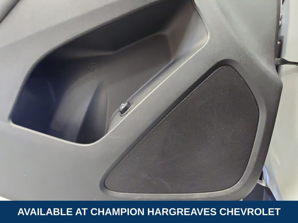 Used 2019 Summit White Chevrolet LT image 32
