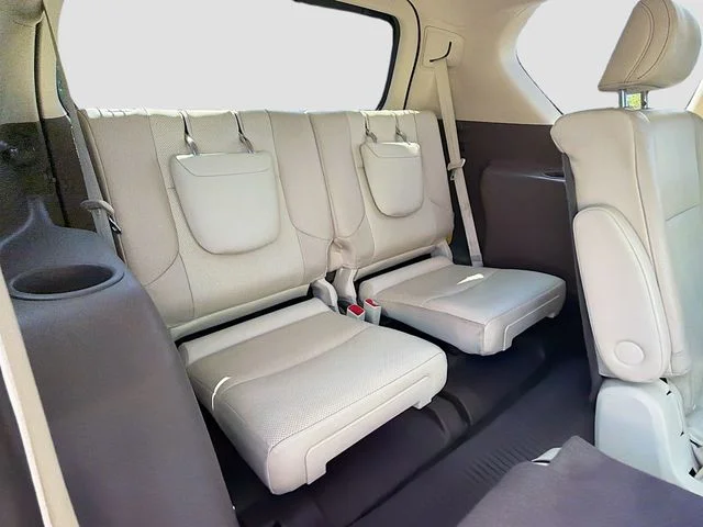 Used 2019  Lexus 460 image 26