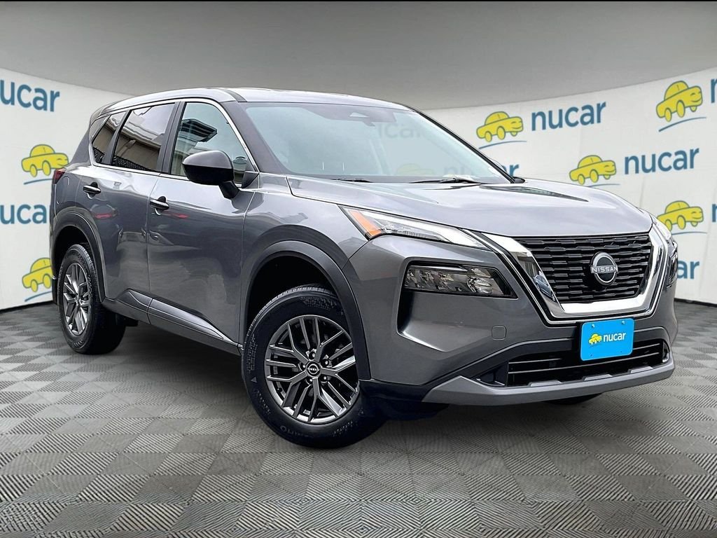 Used 2023 Gray Nissan S image 1