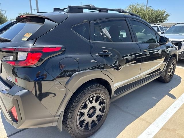 Used 2024  Subaru Premium image 3