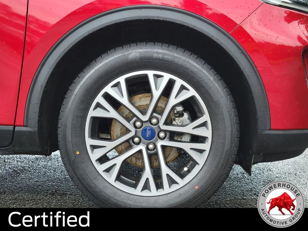 Used 2020 Red Ford SEL image 12