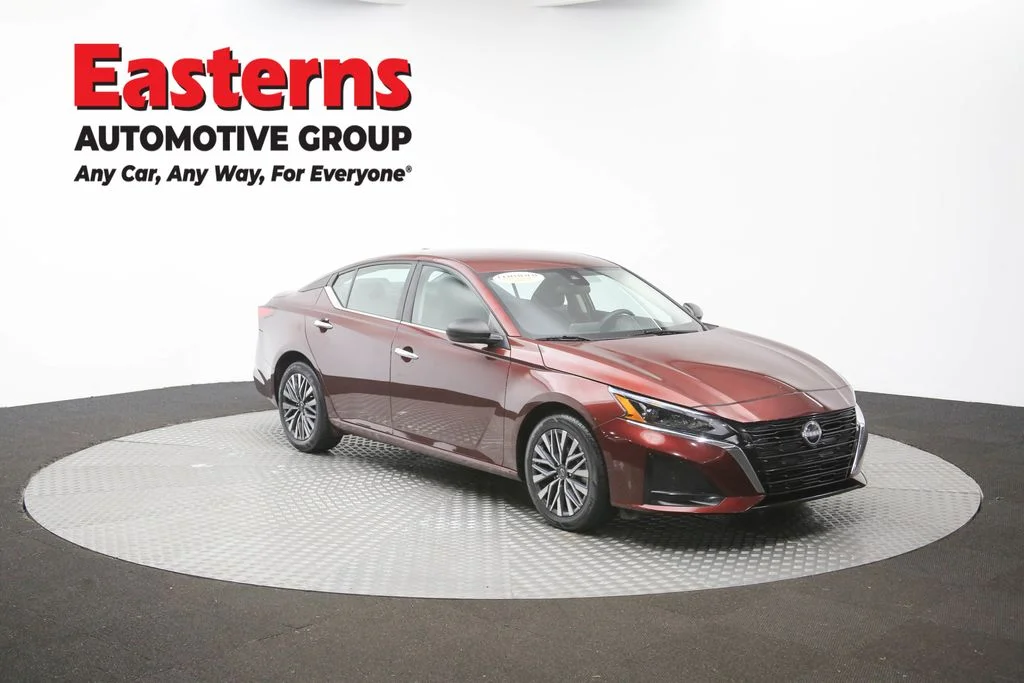 Used 2025 Red Nissan 2.5 SV image 45