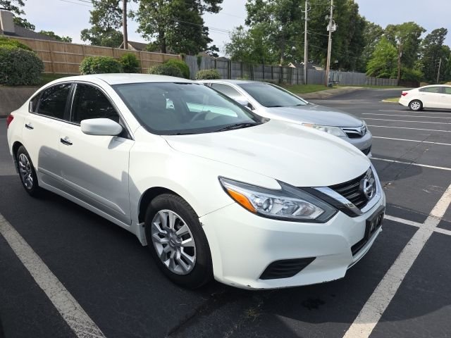 2017 Nissan Altima 2.5 S's photo