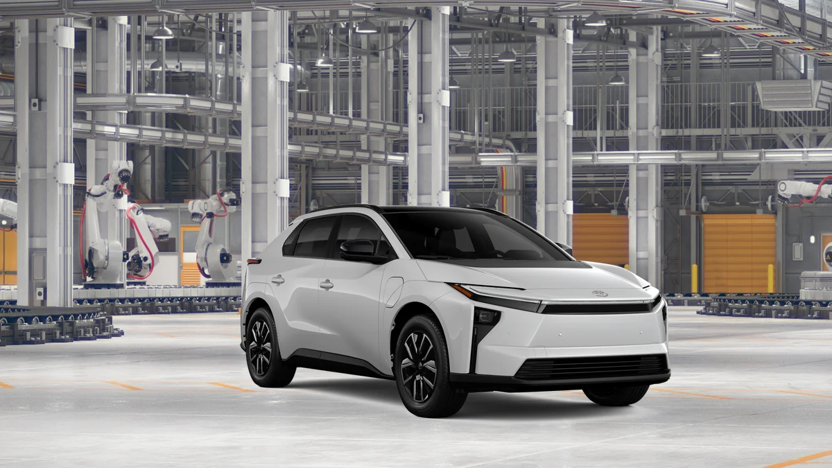 New 2026 Wind Chill Pearl Toyota XLE image 15