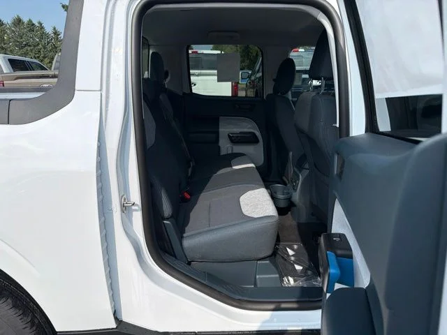 New 2026 Oxford White Ford XLT image 45