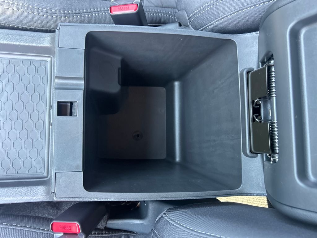 New 2026 Nissan Frontier SV 4D Crew Cab