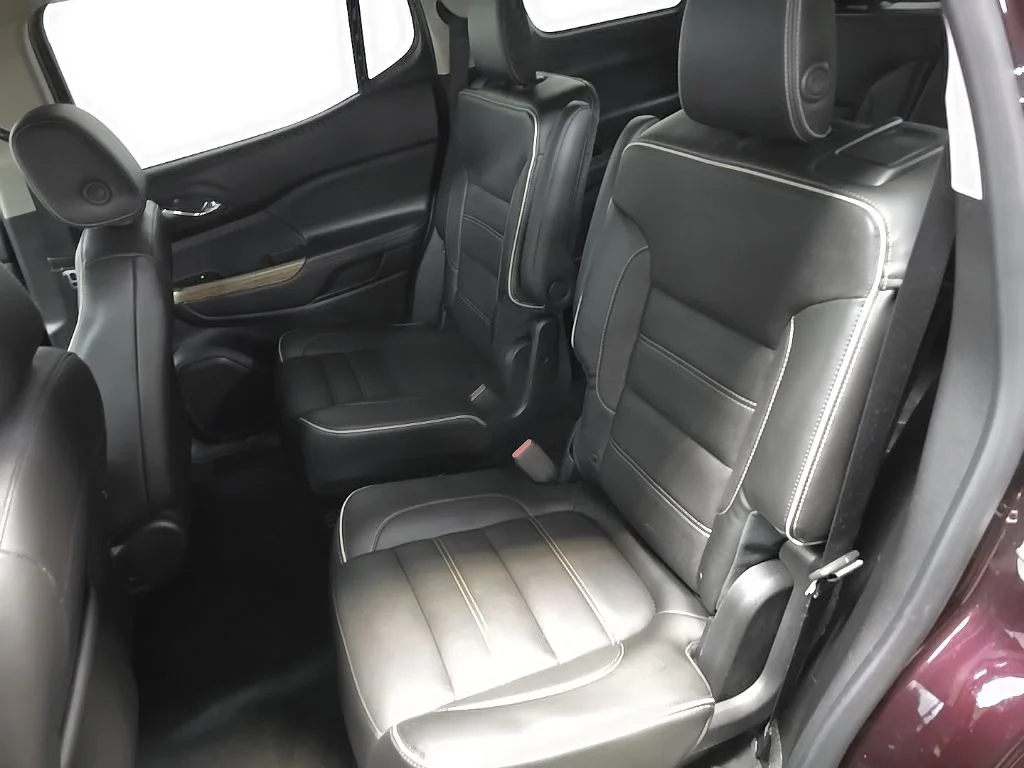Used 2017 Red GMC Denali image 33