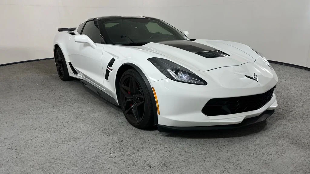 2018 Chevrolet Corvette Grand Sport Coupe 2LT's photo