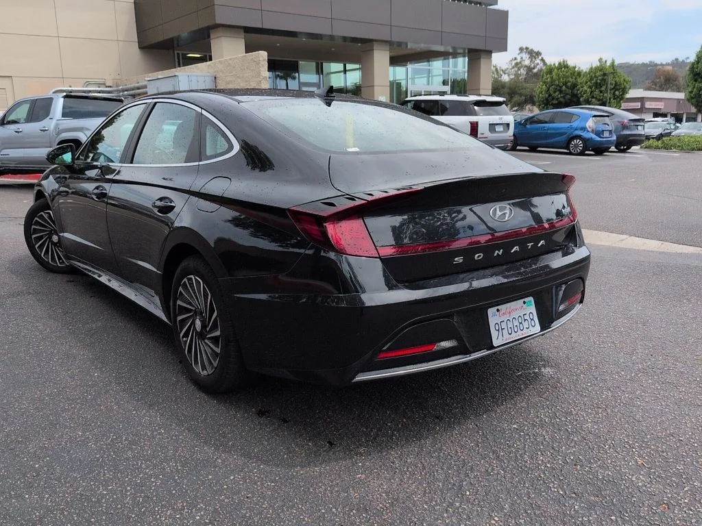 Used 2023 Blue Hyundai SEL image 5