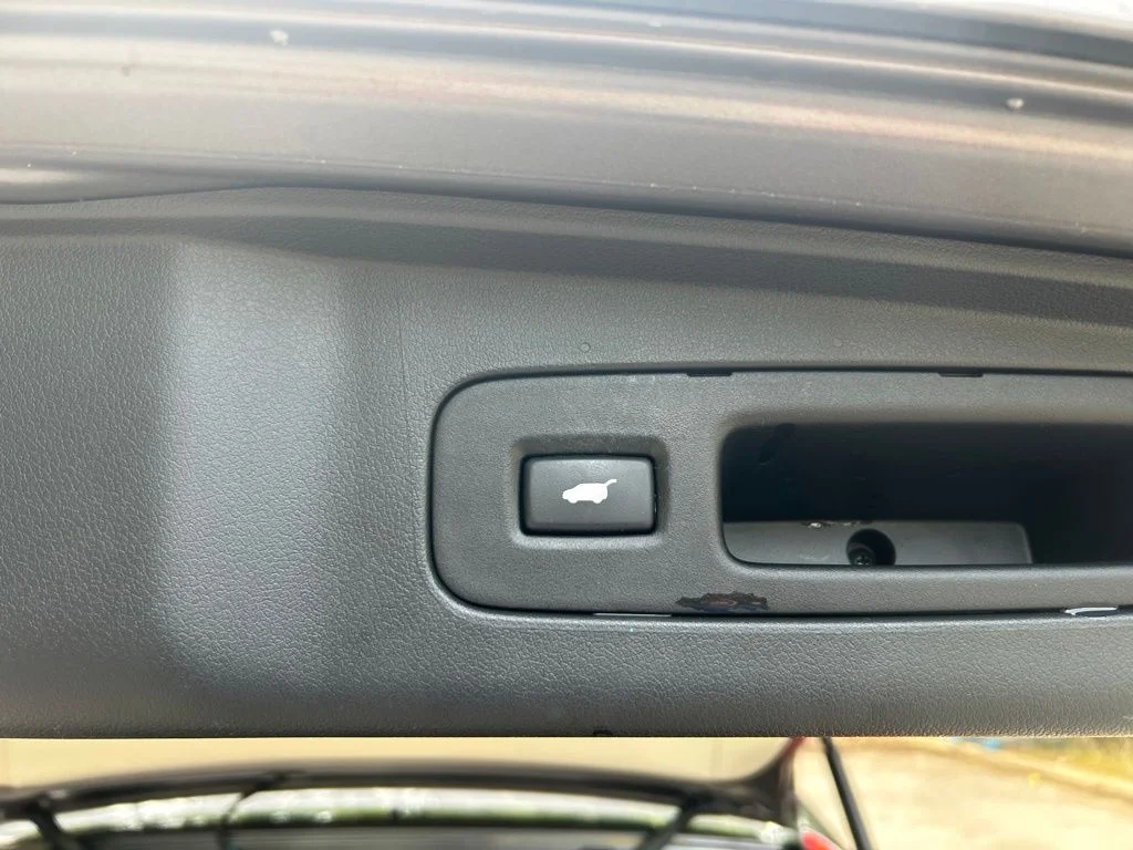 Used 2015  Honda Touring image 31