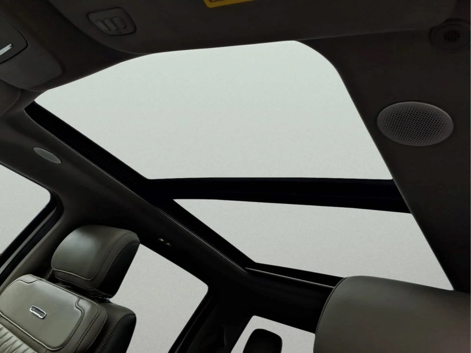 Used 2024 Star White Metallic Tri-Coat Ford Platinum image 17