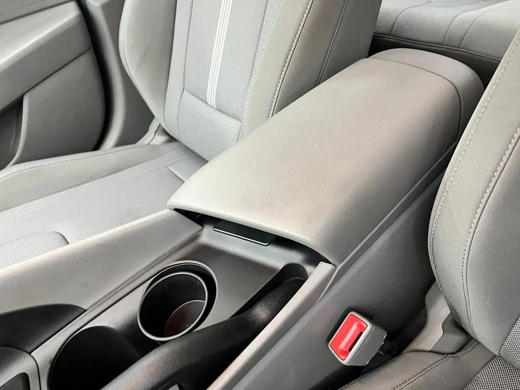 Used 2023 Blue Hyundai SE image 28