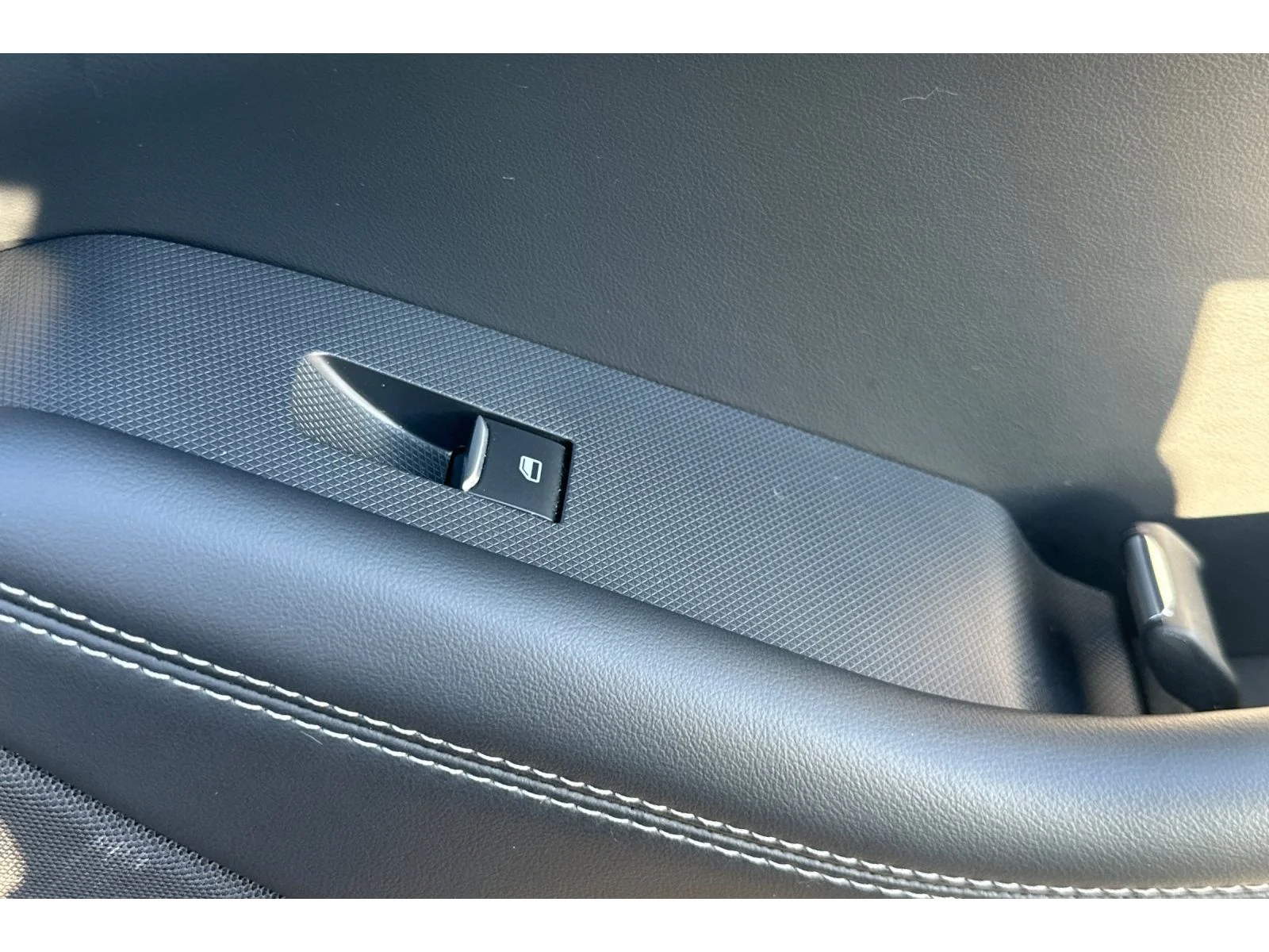 Used 2023 Carbonized Gray Metallic Ford Select image 22