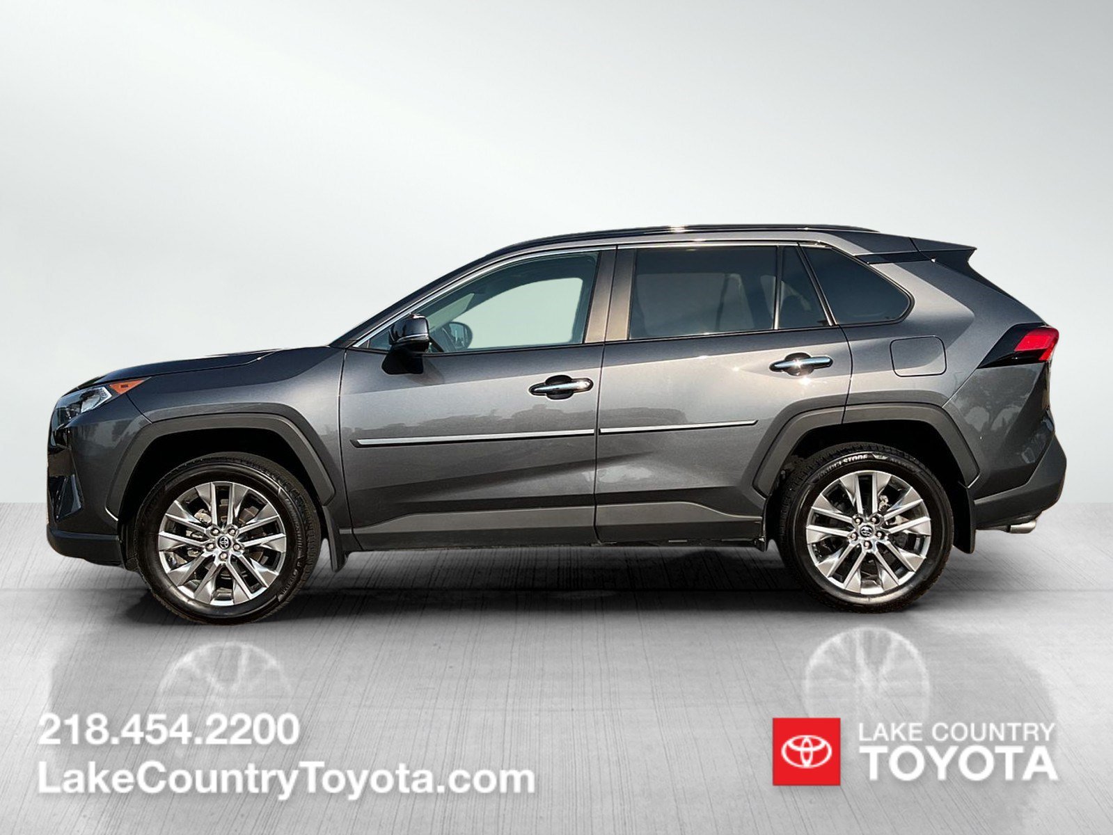 Used 2021 Toyota RAV4 Limited with VIN 2T3N1RFV5MC165961 for sale in Brainerd, Minnesota