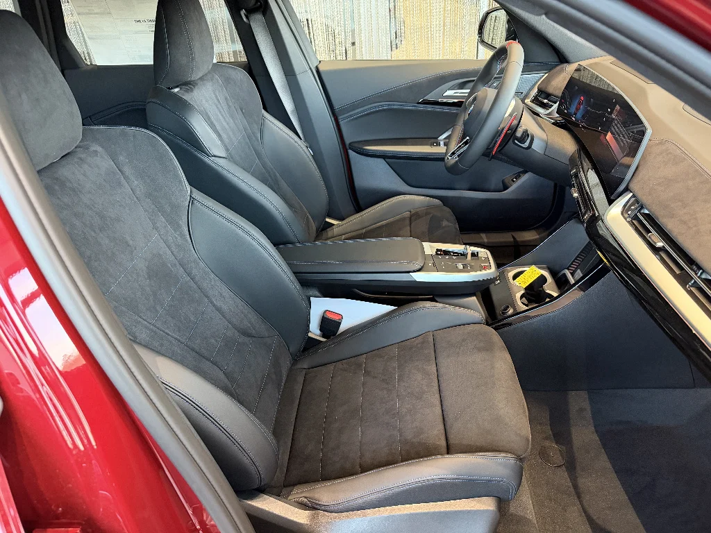 New 2026 Vegas Red Metallic BMW M35i image 14