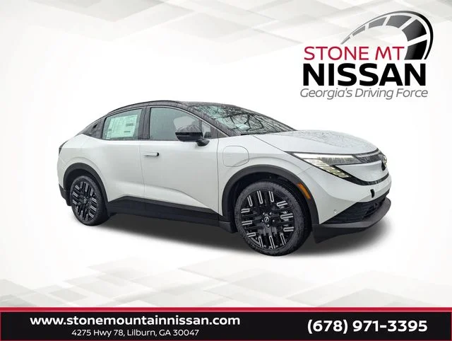 2026 Nissan Leaf Platinum+'s photo