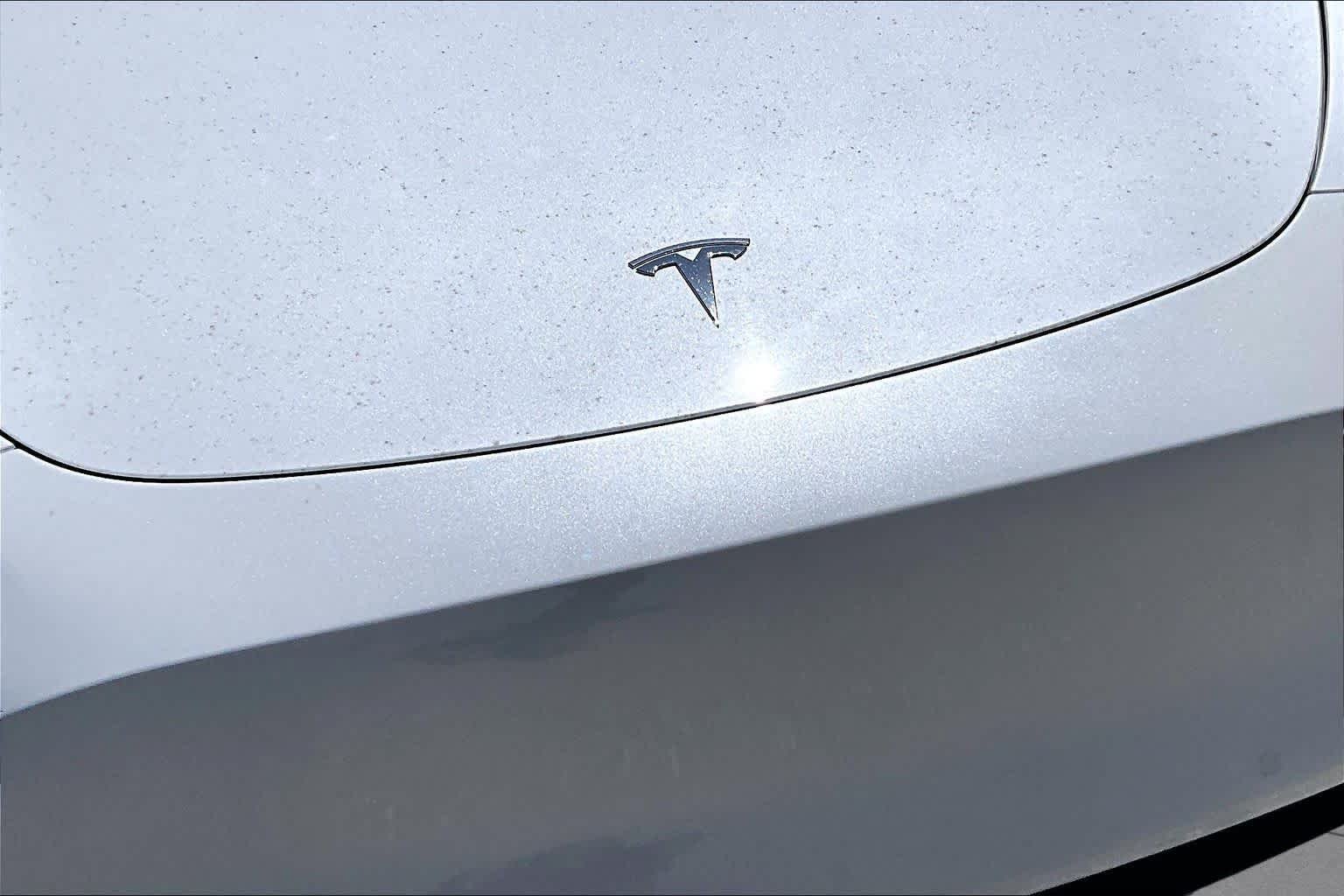 Used 2021 Pearl White Multi-Coat Tesla Long Range image 27