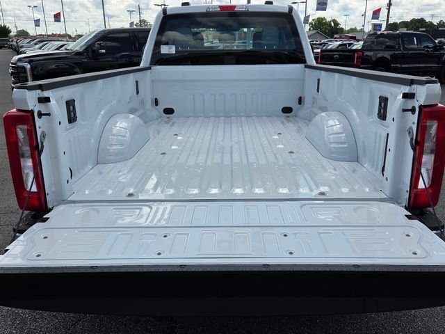 New 2026 Oxford White Ford XL image 7