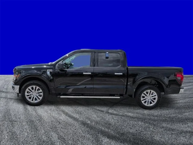 New 2026 Agate Black Metallic Ford XLT image 7