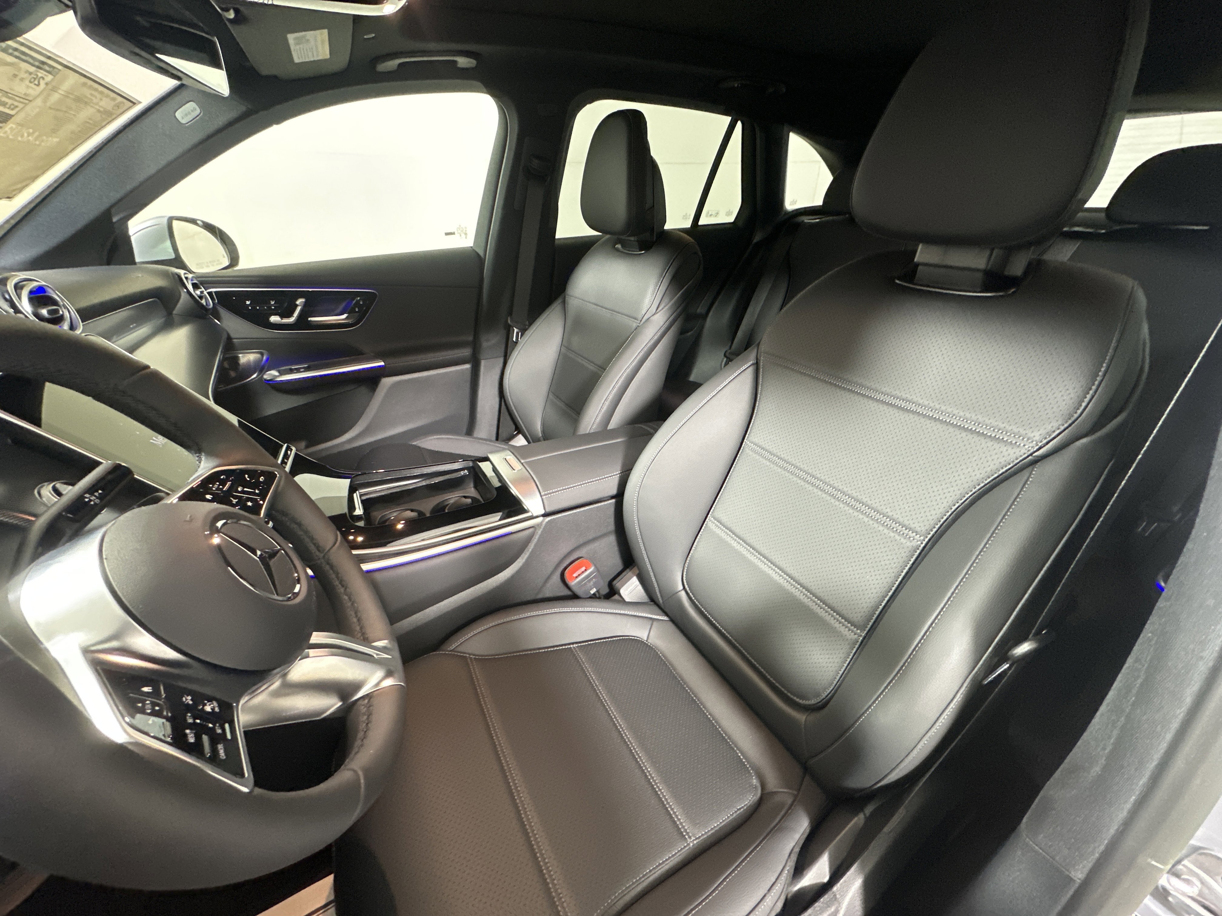 New 2026 Cirrus Silver Metallic Mercedes-Benz GLC 300 image 9