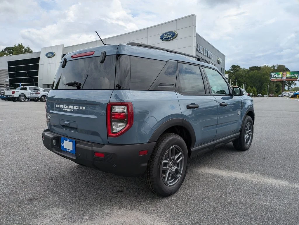 New 2026 Azure Gray Metallic Tri-Coat Ford Big Bend image 4