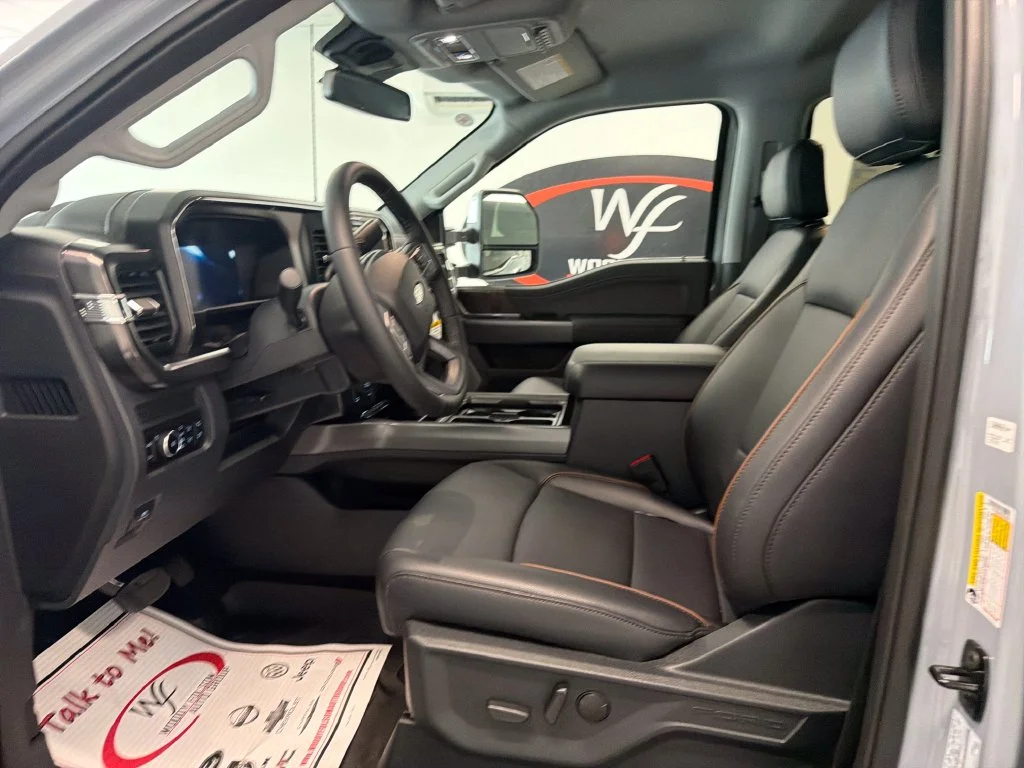 New 2027 Glacier Gray Metallic Tri-Coat Ford F-250® Lariat® image 11