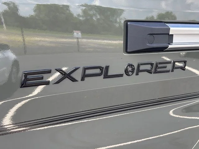 New 2026 Green Ford Explorer Limited SE image 53