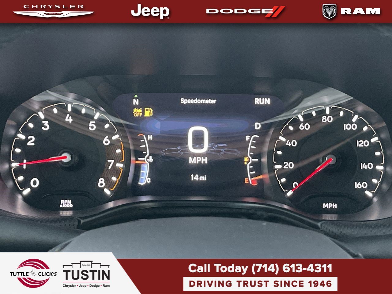 New 2026 Diamond Black Crystal Pearlcoat Jeep Latitude image 24