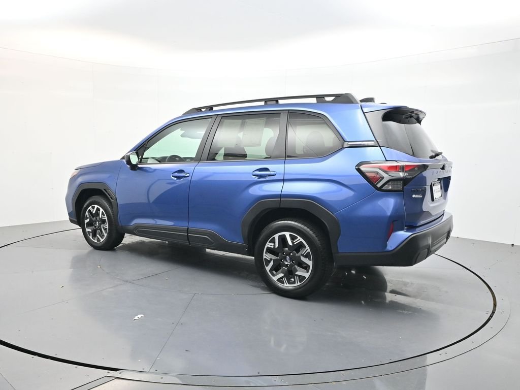 Used 2026 Blue Pearl Subaru Premium image 5