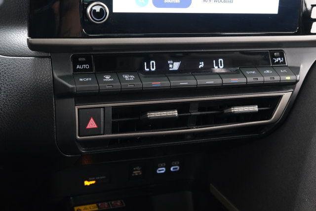 Certified Used 2025 ICE CAP Toyota  image 20