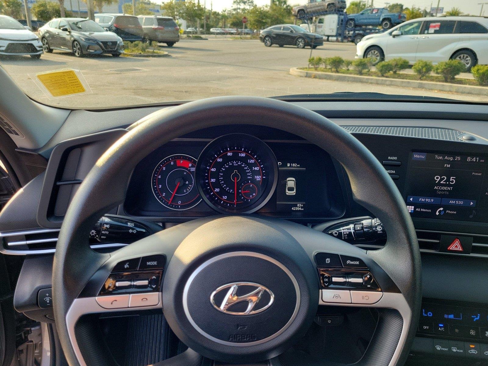 Used 2023 Fluid Metal Hyundai SEL image 23