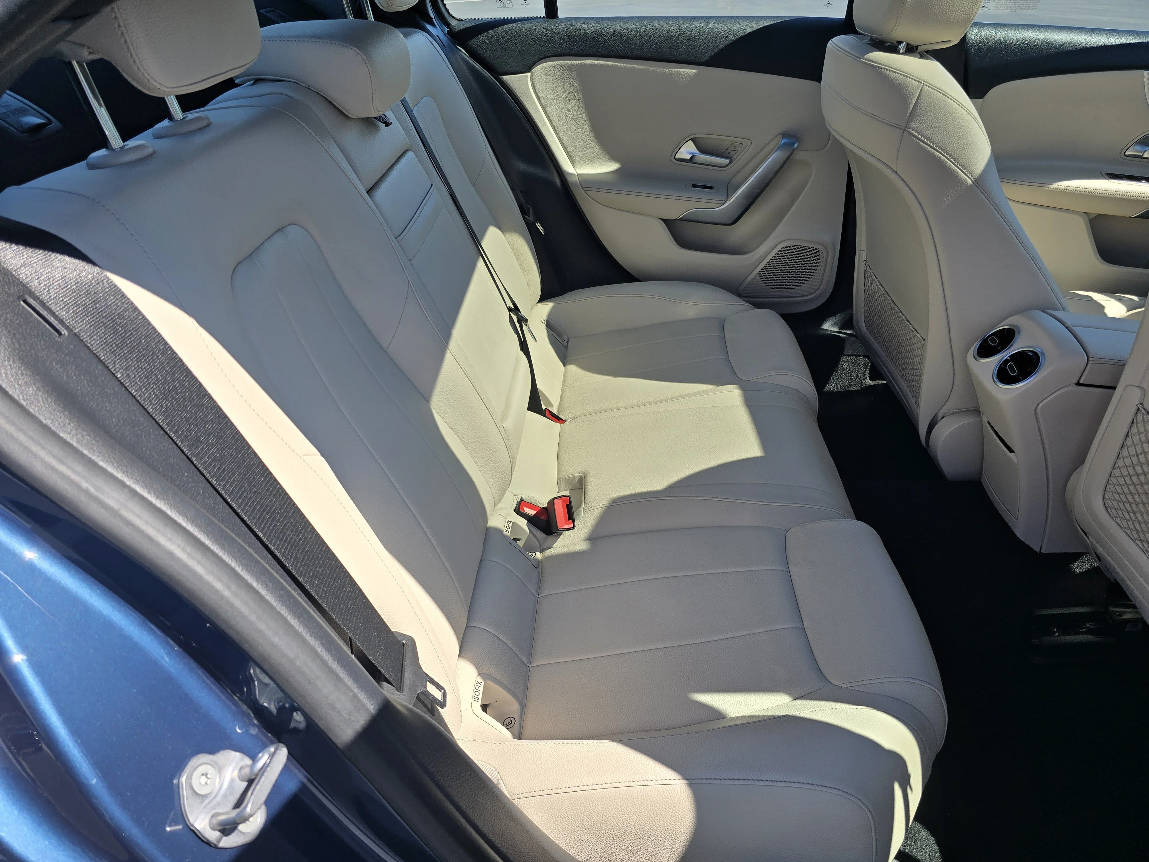 Used 2019 Denim Blue Metallic Mercedes-Benz A 220 image 16