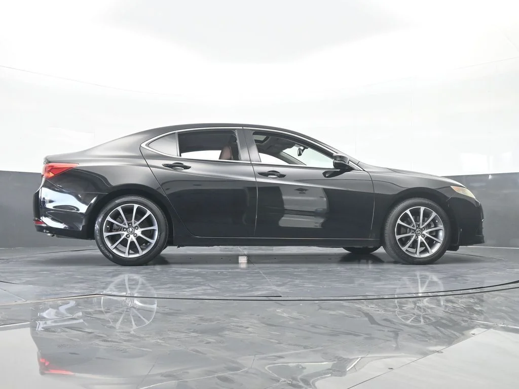 Used 2017 Black Acura V6 image 64