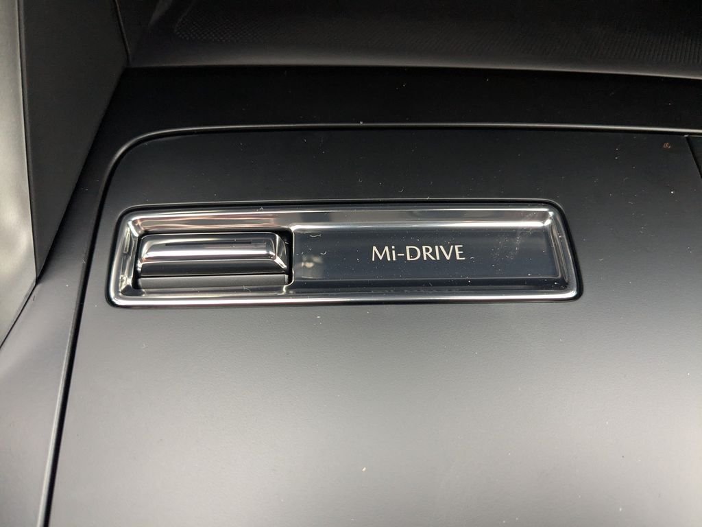 New 2026 White Mazda 3.3 Turbo Select image 21