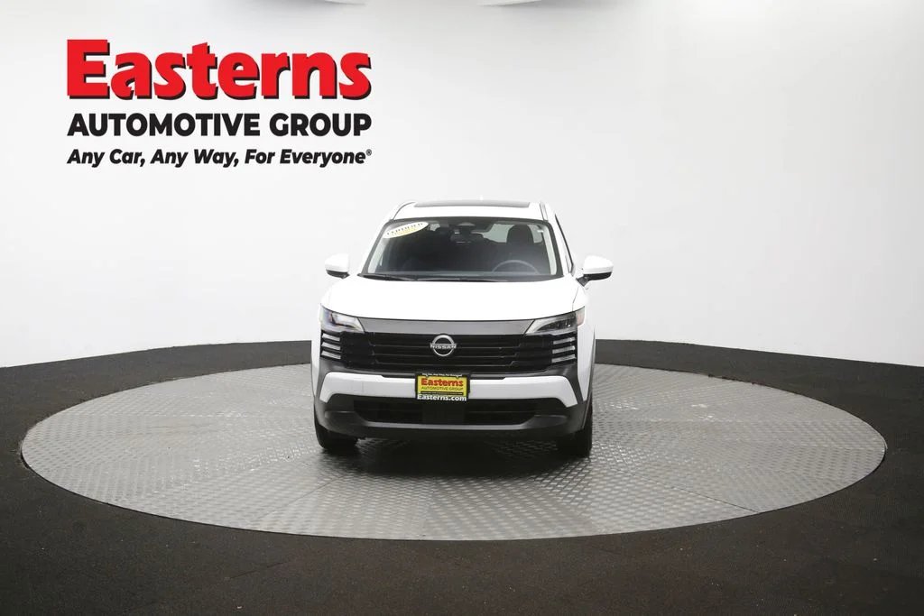 Used 2025 White Nissan SV image 55