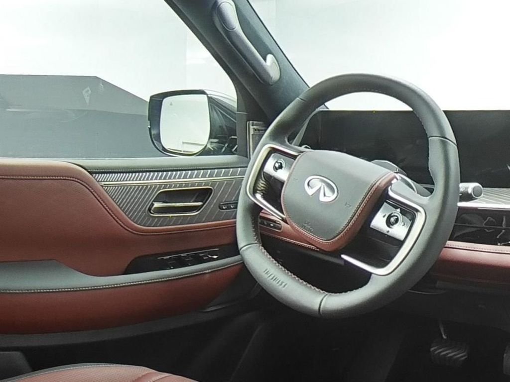 New 2027 2T DYNAMIC META INFINITI Autograph 4WD image 29