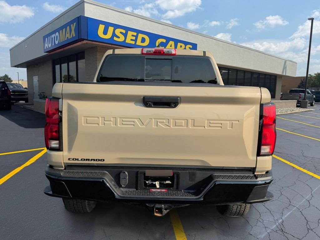 Used 2023 Sand Dune Metallic Chevrolet Z71 image 6
