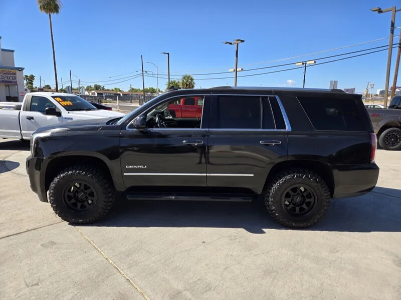 Used 2017 Onyx Black GMC Denali image 2