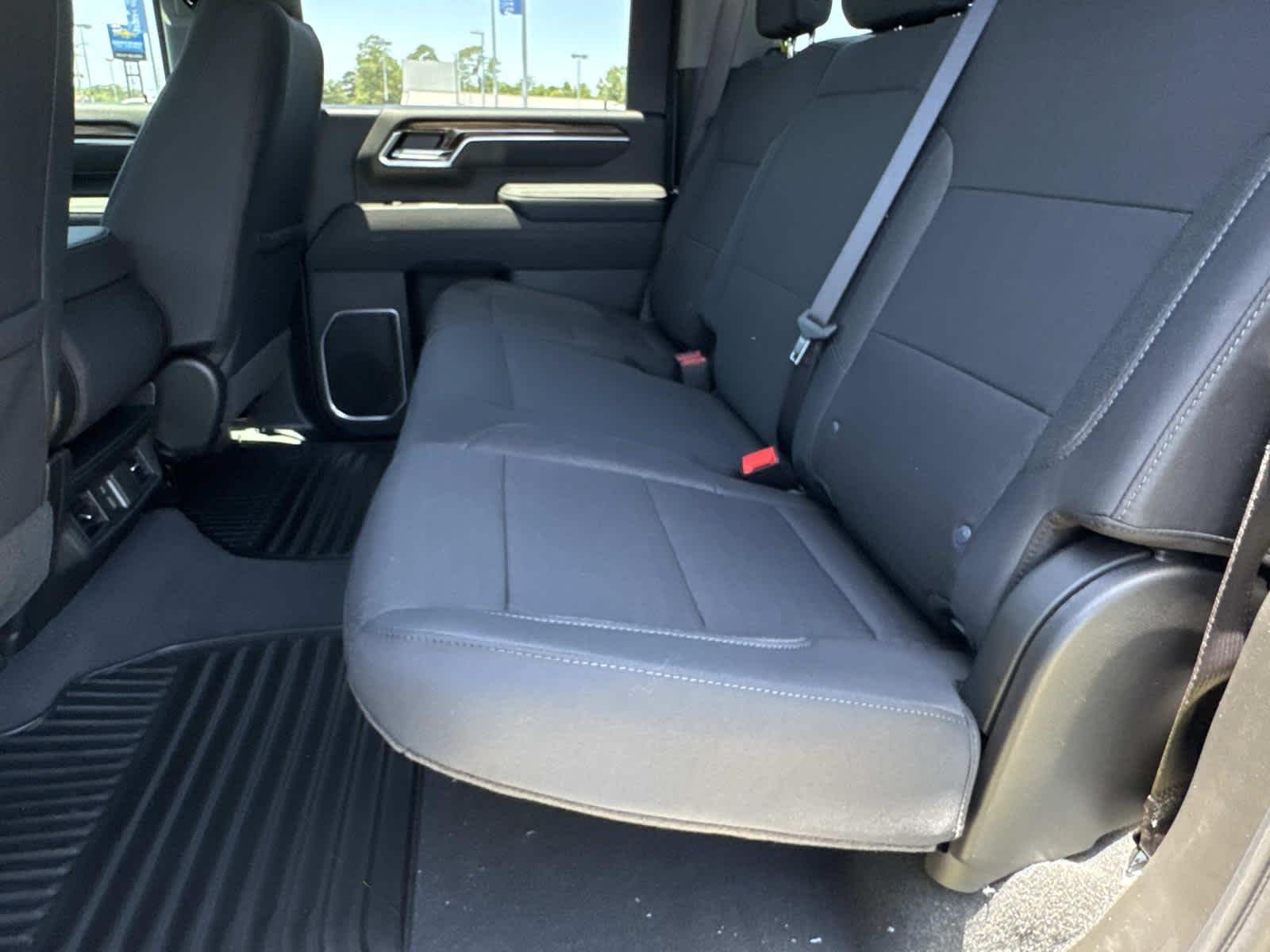 2026 Chevrolet Silverado 3500 HD LT - Photo 8