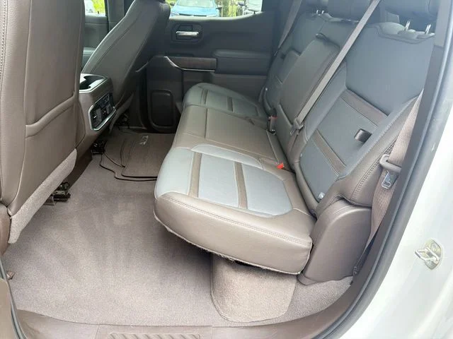 Used 2020 White GMC Denali image 26