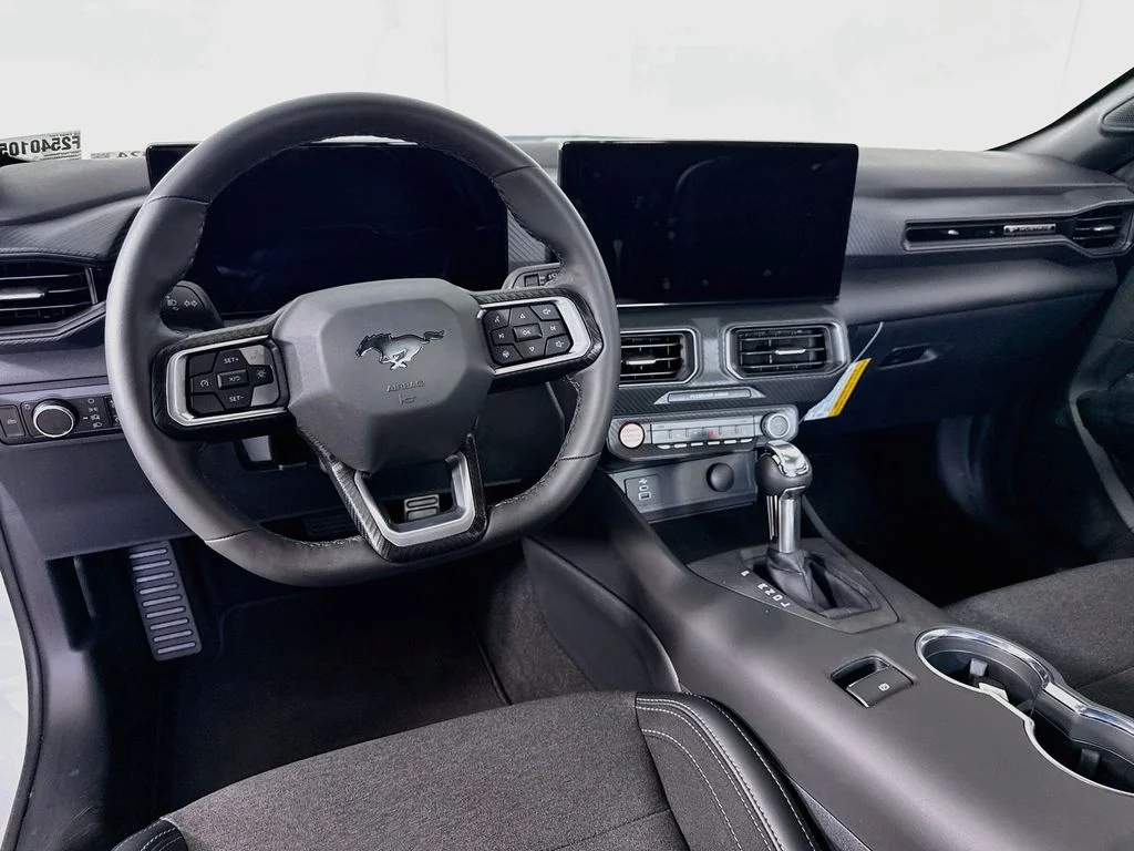 2025 Ford Mustang EcoBoost Fastback - Photo 21
